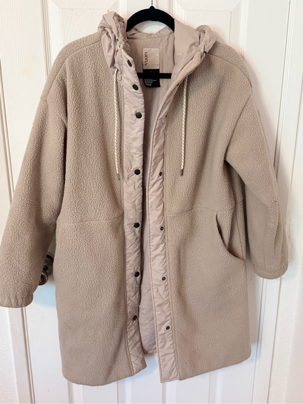 Vuori Sherpa Hooded Trench - Picture 8 of 11